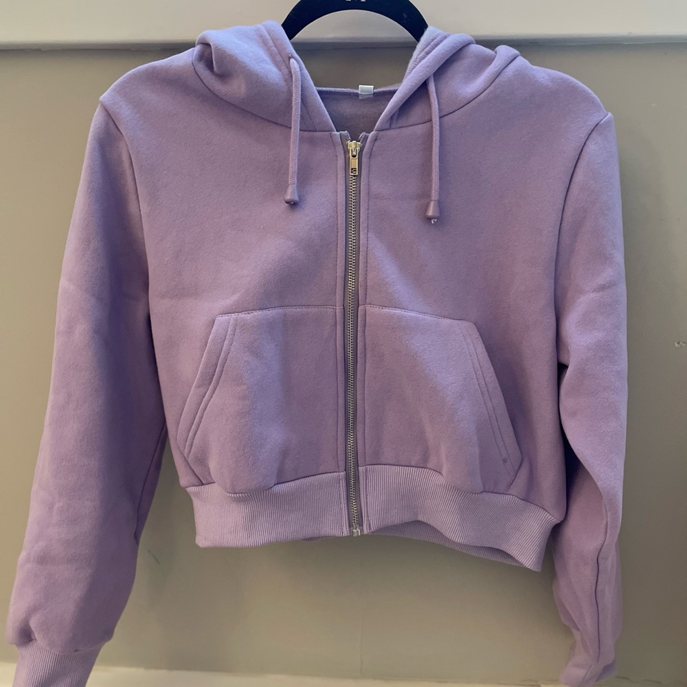 Light purple/lavender cropped zip up hoodie
